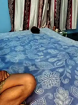 Snapshot of Naughty-Chaaya chatting on February 5, 5:17 pm Naughty-Chaaya online show from February 5, 5:17 pm