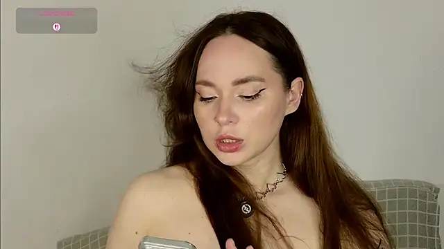 Snapshot of AlexaSpark_ chatting on July 31, 3:22 pm AlexaSpark online show from July 31, 3:22 pm