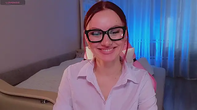 Ginger Jessy  online show from April 27, 4:05 pm