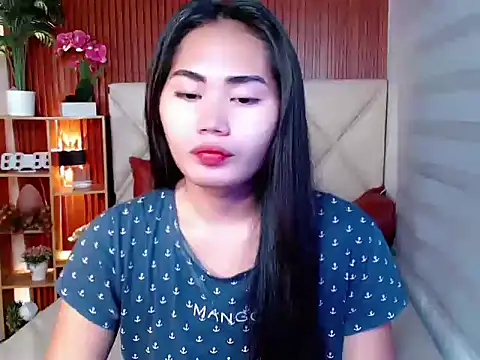 Snapshot of sluttyprincess0 chatting on November 21, 10:41 pm sluttyprincess0 online show from November 21, 10:41 pm