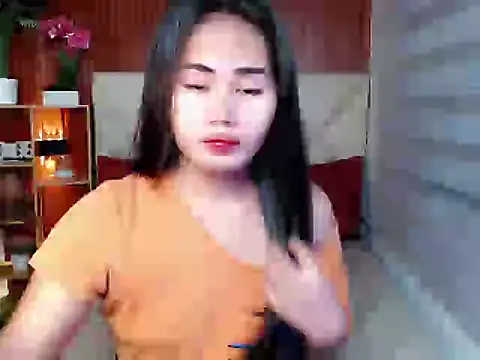 Snapshot of sluttyprincess0 chatting on December 3, 10:52 pm sluttyprincess0 online show from December 3, 10:52 pm