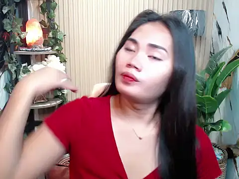 Snapshot of sluttyprincess0 chatting on December 20, 11:45 pm sluttyprincess0 online show from December 20, 11:45 pm