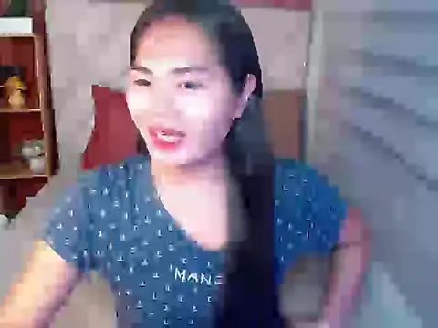 Snapshot of sluttyprincess0 chatting on February 5, 12:04 am sluttyprincess0 online show from February 5, 12:04 am