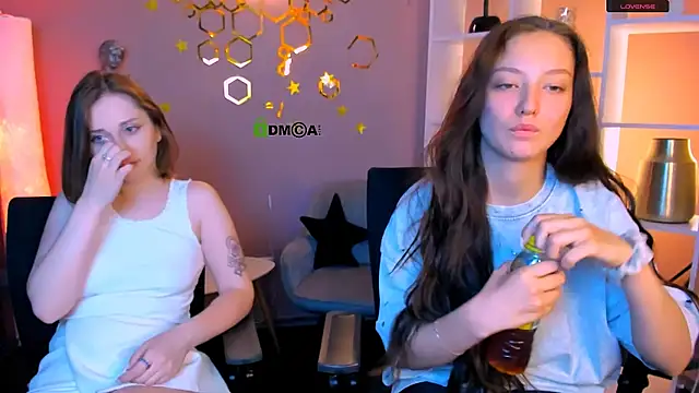 eva smiith  online show from June 24, 5:39 am