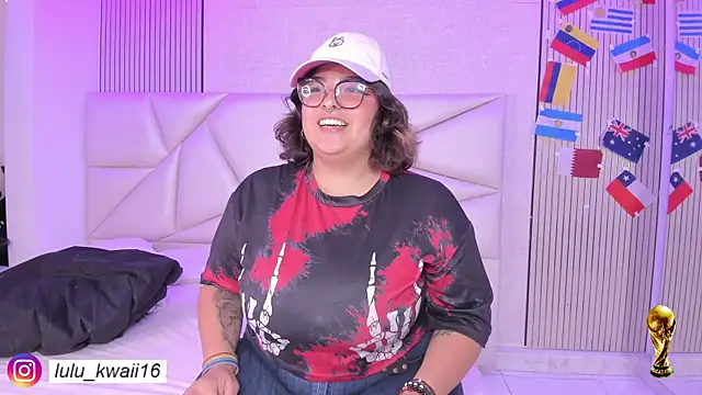 lulukawai16 online show from July 18, 7:06 pm