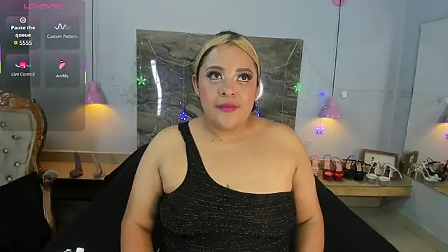 Snapshot of Brenda-maz chatting on October 2, 11:50 am Brenda-maz online show from October 2, 11:50 am
