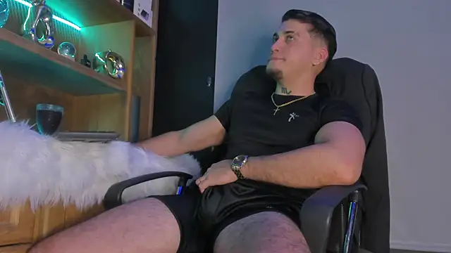 Gael williams1 online show from September 12, 10:15 am