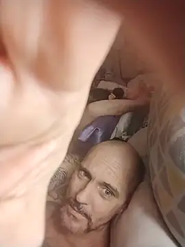 BonnienClyde5421 online show from March 3, 12:39 am