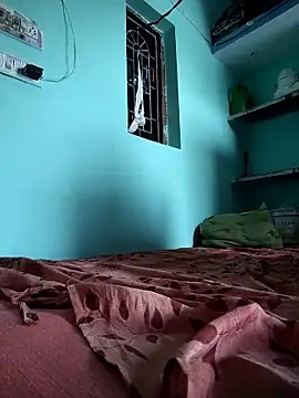 Snapshot of RAYI_Queen_4 chatting on February 25, 10:03 am RAYI Queen 4 online show from February 25, 10:03 am