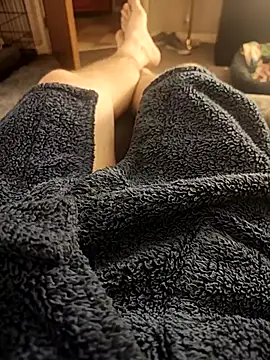 Snapshot of hubbyfun19 chatting on October 20, 4:57 am hubbyfun19 online show from October 20, 4:57 am