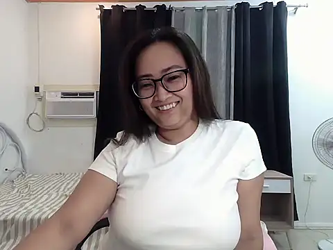 Snapshot of Wetmedaddyxxx chatting on June 13, 12:47 pm Wetmedaddyxxx online show from June 13, 12:47 pm