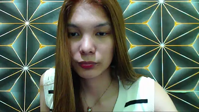 Snapshot of Mhinna chatting on December 22, 3:58 am Mhinna online show from December 22, 3:58 am