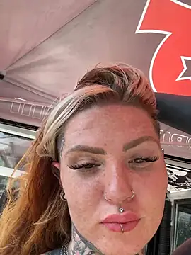AlexandraWildd online show from July 10, 12:30 pm