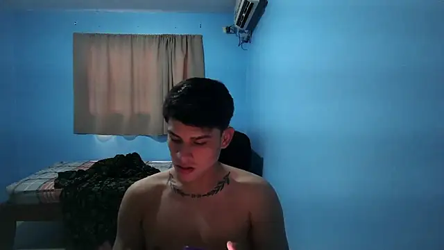 Snapshot of Jaket_lovers chatting on October 6, 6:05 pm Jaket lovers online show from October 6, 6:05 pm