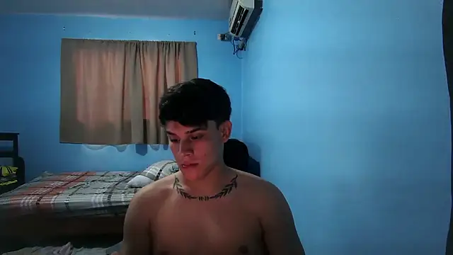 Snapshot of Jaket_lovers chatting on November 28, 5:48 pm Jaket lovers online show from November 28, 5:48 pm