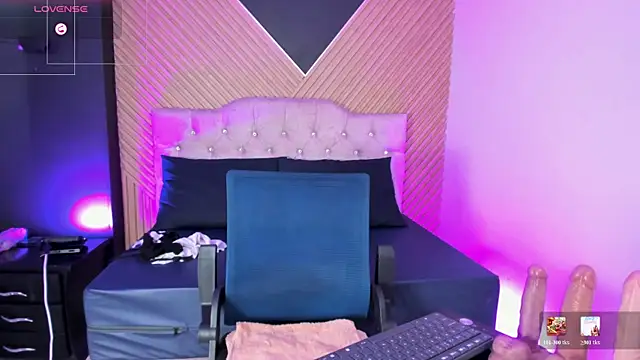 Nyx Moon online show from June 25, 9:41 pm