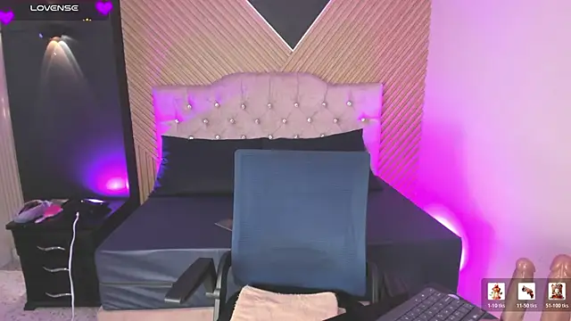 Nyx Moon online show from June 26, 9:52 pm