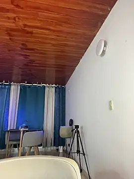 Snapshot of michel_g1 chatting on November 7, 10:10 pm michel g1 online show from November 7, 10:10 pm