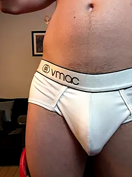 Snapshot of AlekBlake_ chatting on September 13, 1:49 am AlekBlake online show from September 13, 1:49 am