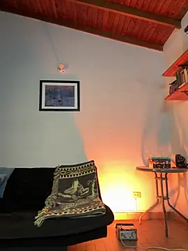 Snapshot of AlekBlake_ chatting on October 24, 3:03 am AlekBlake online show from October 24, 3:03 am