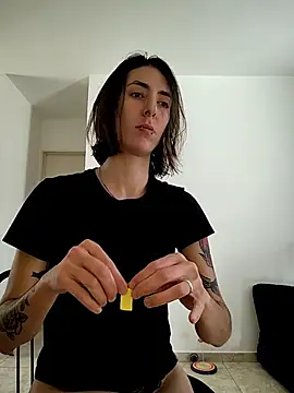 sweetsinxxx online show from July 10, 1:58 pm
