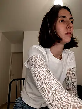 sweetsinxxx online show from July 24, 11:47 pm