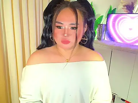 ursexy ceciliaxx online show from June 6, 11:53 pm