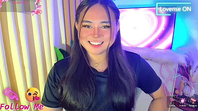 ursexy ceciliaxx online show from June 21, 9:45 am