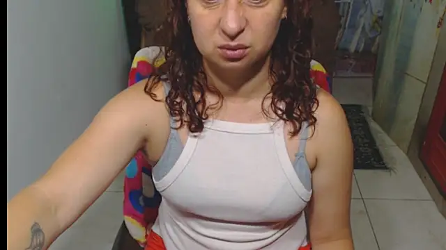 Milf Valeria online show from November 27, 1:46 pm