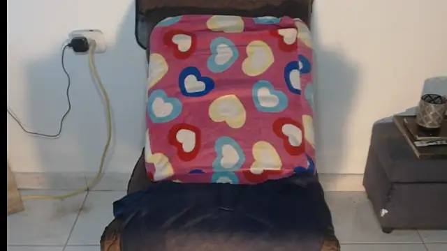 Milf Valeria online show from January 14, 5:18 pm