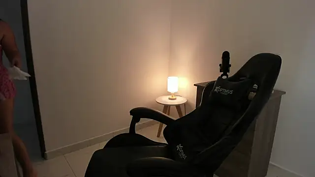 Snapshot of Kyleighc chatting on October 28, 10:34 pm Kyleighc online show from October 28, 10:34 pm