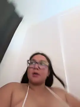 Kyleighc online show from May 16, 1:02 am