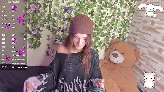Amy Moonlight online show from April 27, 9:02 pm