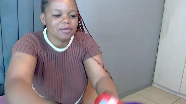 ChubbyBuddyxXx online show from May 11, 7:44 pm