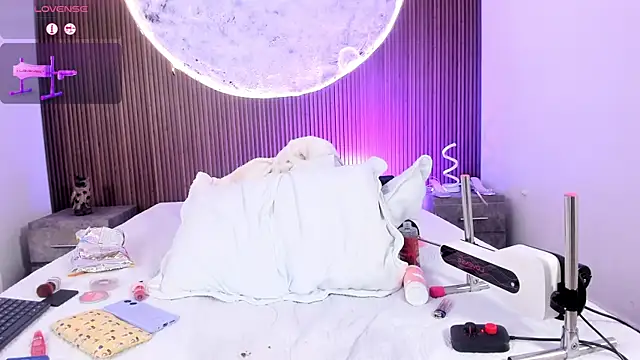 AmbarFoxx  online show from February 8, 3:04 pm