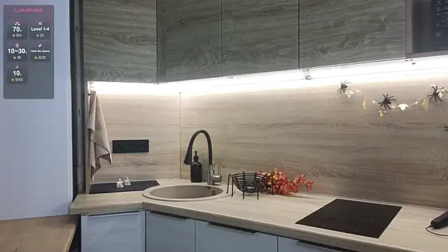 miss bubbles  online show from October 29, 1:08 am