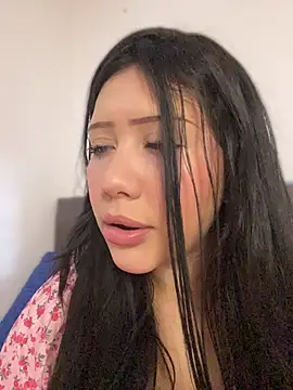 snow doll online show from August 1, 9:46 pm