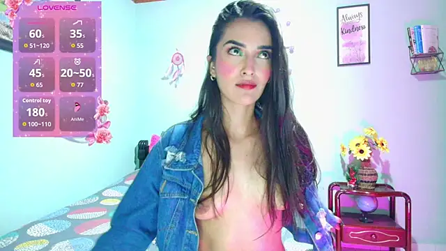 Snapshot of angelic_coral chatting on November 30, 2:04 am angelic coral online show from November 30, 2:04 am