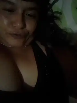 Snapshot of Moro_25 chatting on April 2, 4:21 am Moro 25 online show from April 2, 4:21 am