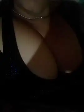 Snapshot of Moro_25 chatting on April 5, 3:58 am Moro 25 online show from April 5, 3:58 am
