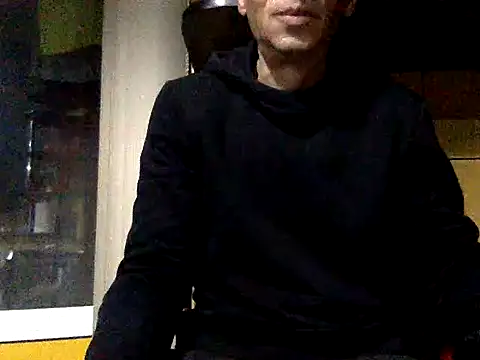 Snapshot of adiluci1 chatting on October 26, 2:50 am adiluci1 online show from October 26, 2:50 am