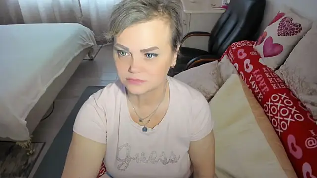 MildMature online show from June 13, 2:59 pm