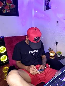 Snapshot of MIXJARABA chatting on April 15, 2:18 am MIXJARABA online show from April 15, 2:18 am