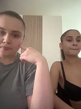 FemmeAffair online show from March 6, 11:34 pm