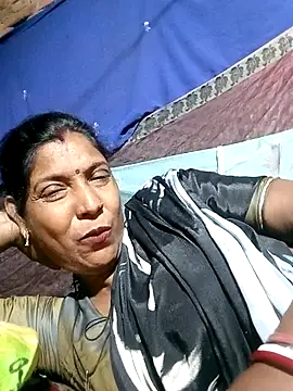 Savita992 online show from February 12, 2:01 pm