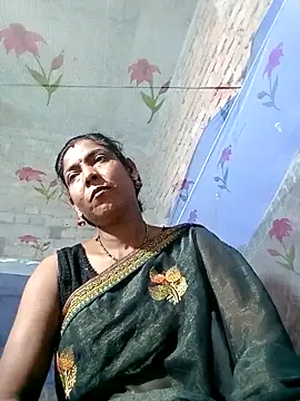 Savita992 online show from March 5, 6:15 pm