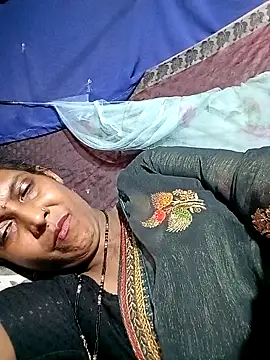 Savita992 online show from May 8, 8:08 am