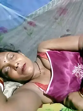 Savita992 online show from July 2, 7:31 pm