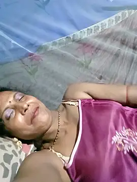 Savita992 online show from July 17, 8:14 pm