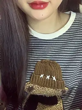 Linhtruong  online show from January 7, 12:18 pm